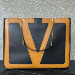Valentino Garavani Viva Superstar Nappa Leather Shopper